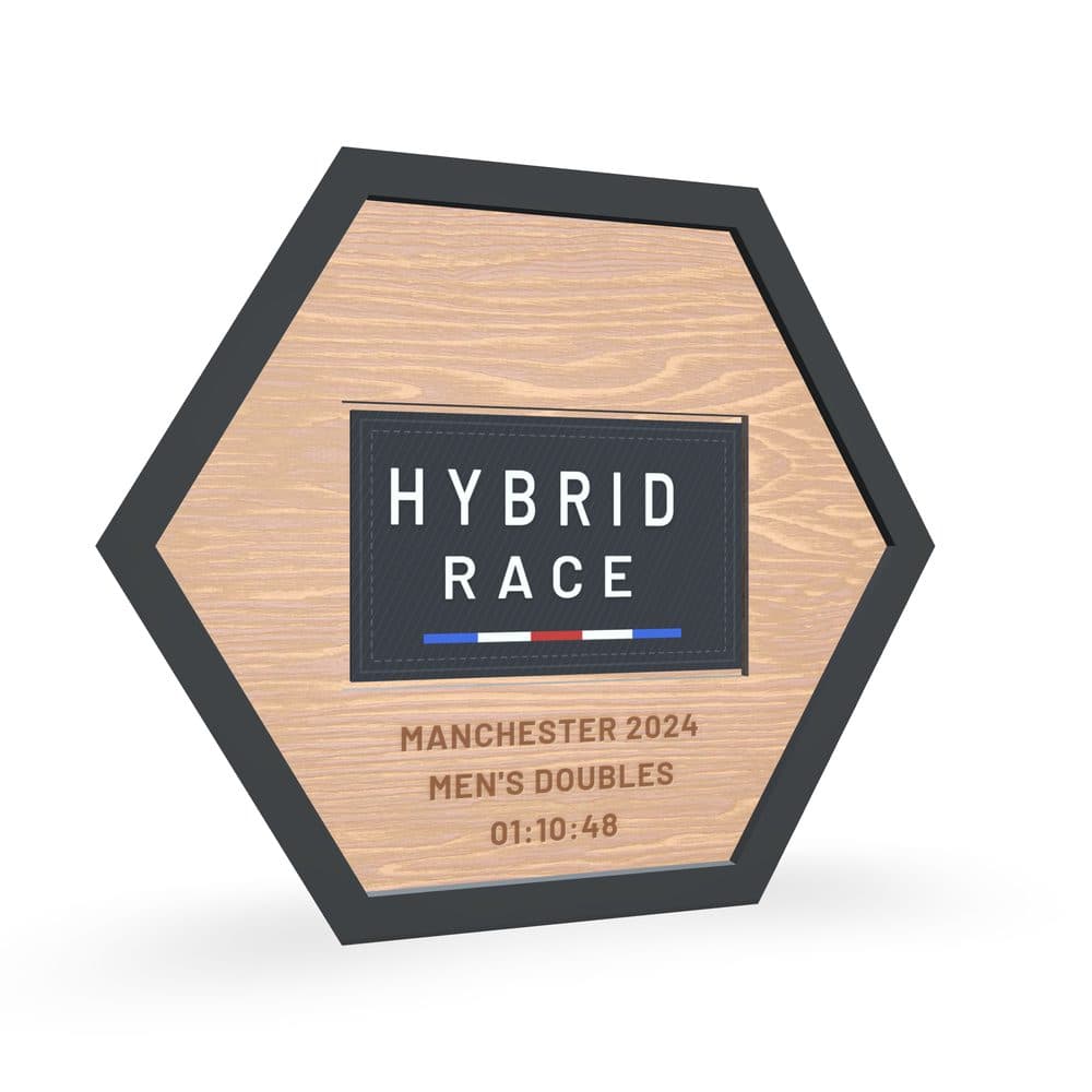 Cadre hexagone Trofit conçu pour présenter un patch finisher.